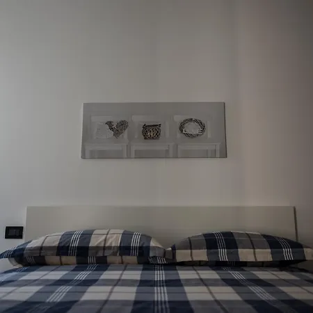 Aurora Apartment